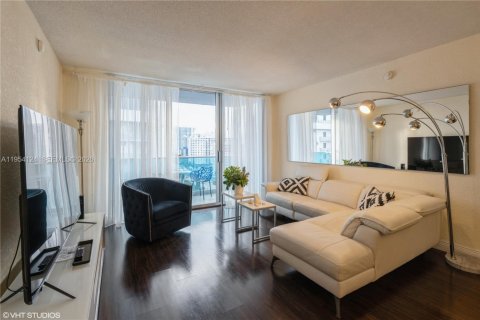 Copropriété à vendre à Hollywood, Floride: 2 chambres, 125.05 m2 № 2153317 - photo 13
