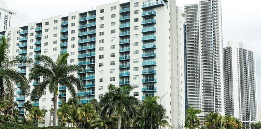 Condo à Hollywood, Floride, 2 chambres № 2153317
