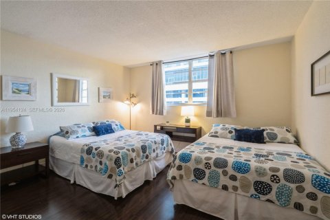 Copropriété à vendre à Hollywood, Floride: 2 chambres, 125.05 m2 № 2153317 - photo 20