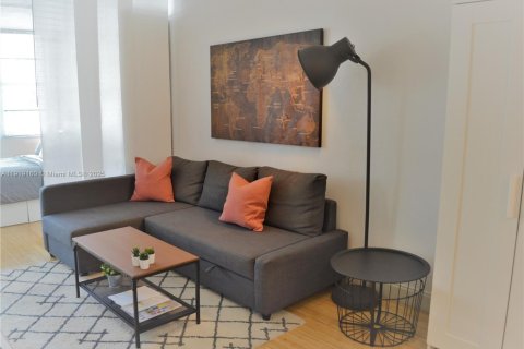 Купить кондоминиум в Майами-Бич, Флорида 43.48м2, № 1988460 - фото 5