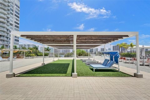 Снять в аренду кондоминиум в Авентура, Флорида 2 спальни, 145.39м2, № 2079029 - фото 19