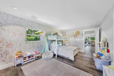 House in Pompano Beach, Florida 4 bedrooms, 241.55 sq.m. № 2193656 - photo 25