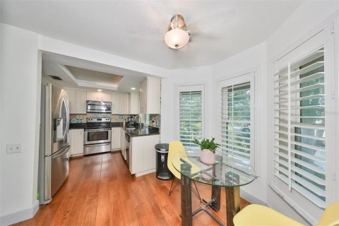 Condo in Palm Harbor, Florida, 3 bedrooms  № 1904967 - photo 11