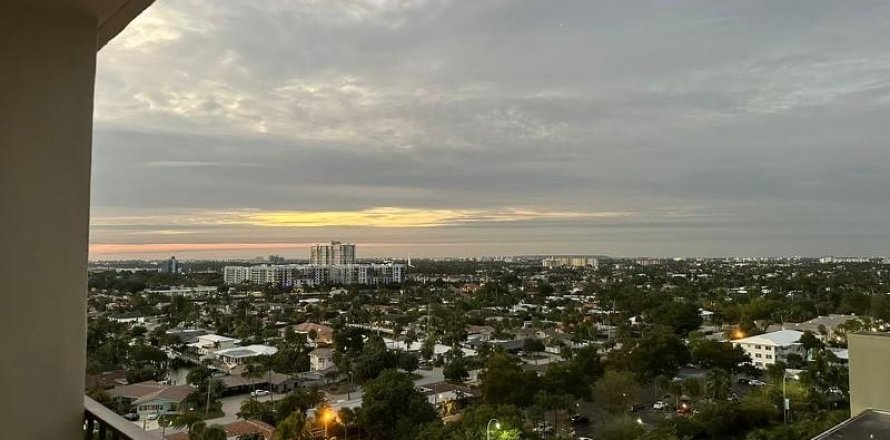 Condominio en Lauderdale-by-the-Sea, Florida, 1 dormitorio № 1162989