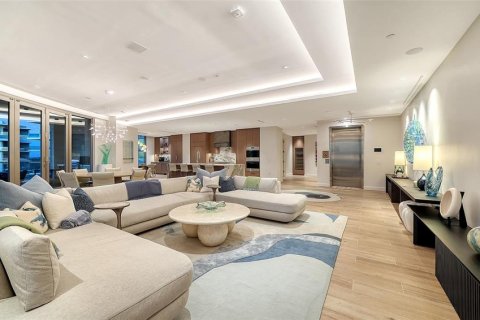 Copropriété à vendre à Longboat Key, Floride: 3 chambres, 461.45 m2 № 2398529 - photo 13