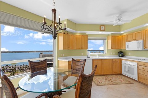Condo in Clearwater, Florida, 2 bedrooms  № 1877081 - photo 12