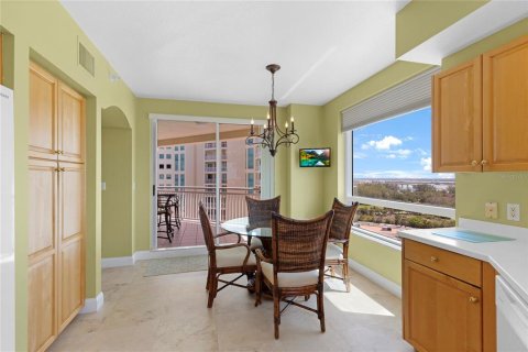 Condo in Clearwater, Florida, 2 bedrooms  № 1877081 - photo 11