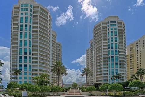 Condo in Clearwater, Florida, 2 bedrooms  № 1877081 - photo 1