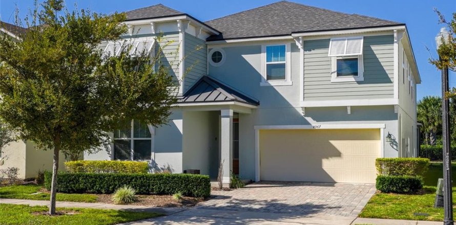 House in Kissimmee, Florida 9 bedrooms, 405.33 sq.m. № 2099559