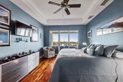 Condo in Apollo Beach, Florida, 4 bedrooms  № 2149443 - photo 13