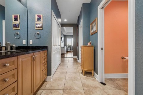 Condo in Apollo Beach, Florida, 4 bedrooms  № 2149443 - photo 22
