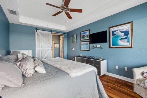 Condo in Apollo Beach, Florida, 4 bedrooms  № 2149443 - photo 14