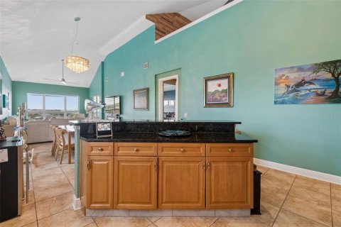 Condo in Apollo Beach, Florida, 4 bedrooms  № 2149443 - photo 29