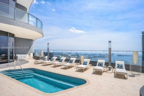 Condo in Miami, Florida, 2 bedrooms  № 2068603 - photo 25