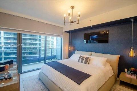 Condo in Miami, Florida, 2 bedrooms  № 2068603 - photo 7