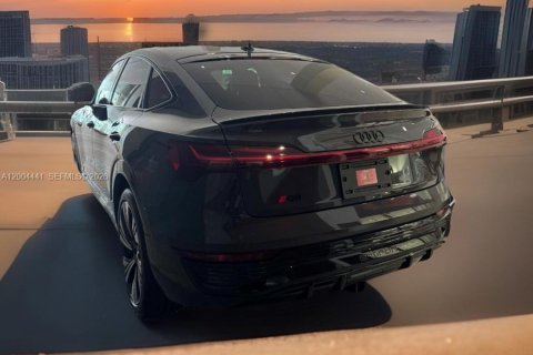 Condo in Miami, Florida, 2 bedrooms  № 2068603 - photo 20