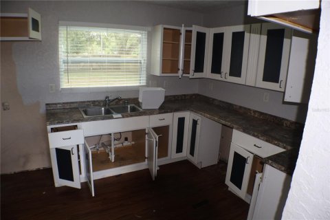 House in Eustis, Florida 3 bedrooms, 111.48 sq.m. № 1876286 - photo 6