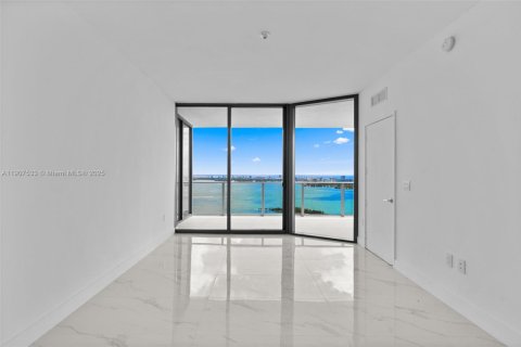 Copropriété à louer à Miami, Floride: 4 chambres, 239.87 m2 № 1963914 - photo 23