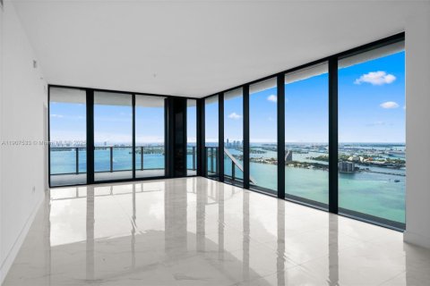 Copropriété à louer à Miami, Floride: 4 chambres, 239.87 m2 № 1963914 - photo 20