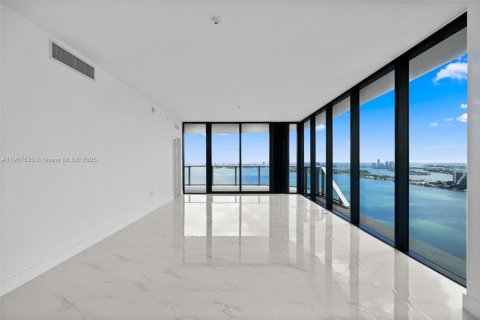 Copropriété à louer à Miami, Floride: 4 chambres, 239.87 m2 № 1963914 - photo 17