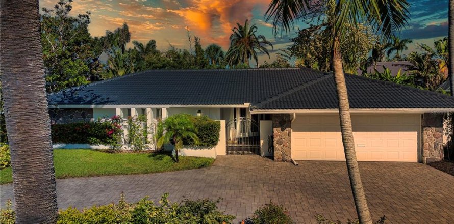 Casa en Sarasota, Florida 4 dormitorios, 222.22 m2 № 1786054