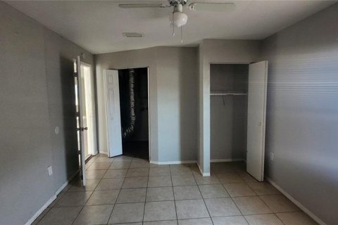 House in Lutz, Florida 3 bedrooms, 120.96 sq.m. № 2121106 - photo 10