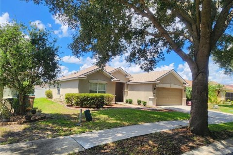 House in Ocala, Florida 4 bedrooms, 170.01 sq.m. № 1898705 - photo 3