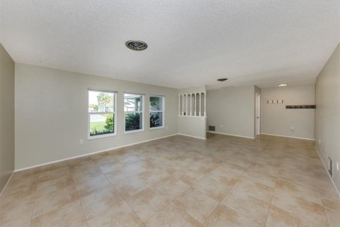House in Venice, Florida 3 bedrooms, 155.7 sq.m. № 1733592 - photo 5