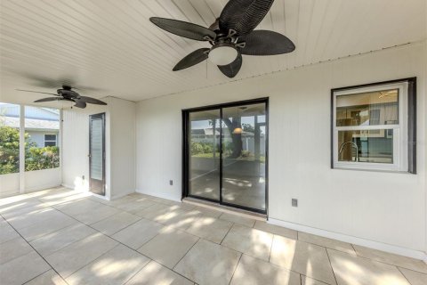 House in Venice, Florida 3 bedrooms, 155.7 sq.m. № 1733592 - photo 25