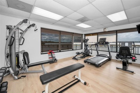 Condo in Dunedin, Florida, 2 bedrooms № 2429634 - photo 23