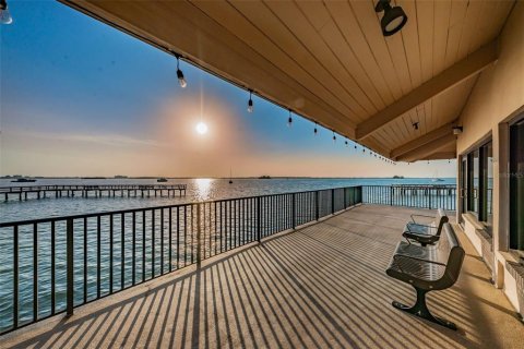 Condo in Dunedin, Florida, 2 bedrooms № 2429634 - photo 25
