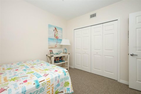 Condo in New Smyrna Beach, Florida, 3 bedrooms № 2228286 - photo 30