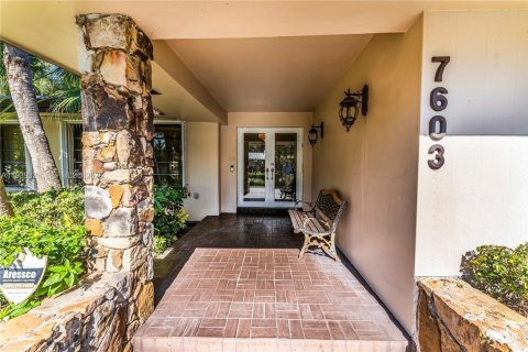 Casa en venta en Palmetto Bay, Florida, 4 dormitorios, 238.02 m2 № 2006439 - foto 6