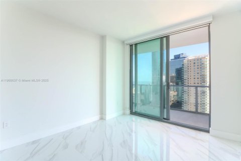 Condo in Miami, Florida, 3 bedrooms  № 1952633 - photo 15