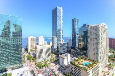 Condo in Miami, Florida, 3 bedrooms  № 1952633 - photo 23