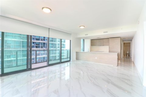 Condo in Miami, Florida, 3 bedrooms  № 1952633 - photo 4