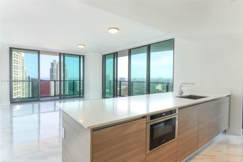 Condo in Miami, Florida, 3 bedrooms  № 1952633 - photo 8