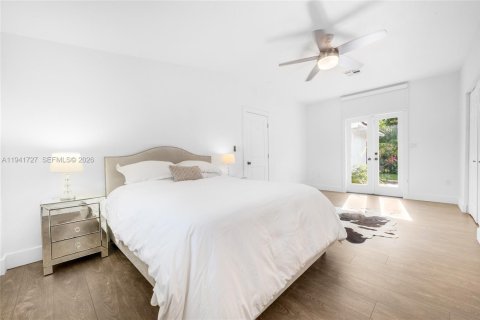 Villa ou maison à vendre à Miami, Floride: 4 chambres, 199.93 m2 № 1998669 - photo 19