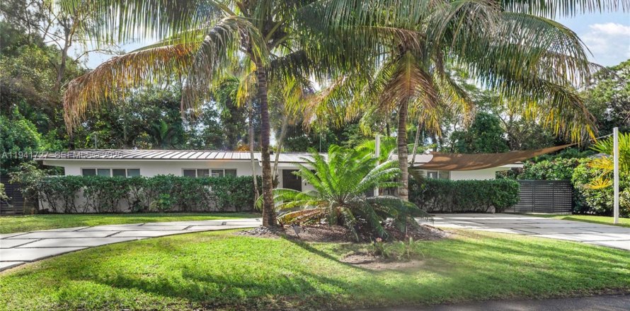 Villa ou maison à Miami, Floride 4 chambres, 199.93 m2 № 1998669