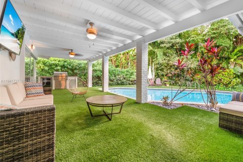 Villa ou maison à vendre à Miami, Floride: 4 chambres, 199.93 m2 № 1998669 - photo 22