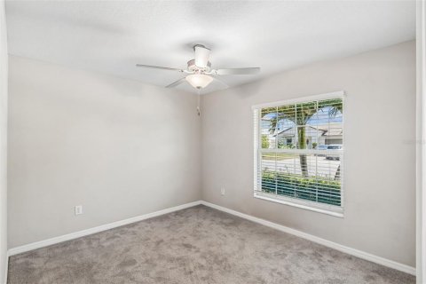 Villa ou maison à vendre à New Port Richey, Floride: 4 chambres, 179.86 m2 № 2330438 - photo 19
