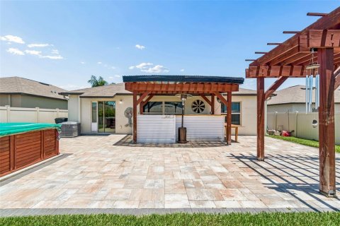 Villa ou maison à vendre à New Port Richey, Floride: 4 chambres, 179.86 m2 № 2330438 - photo 24