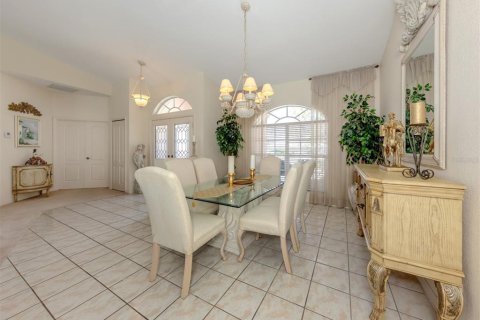 House in Venice, Florida 3 bedrooms, 217.76 sq.m. № 1810404 - photo 10