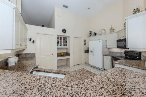 House in Venice, Florida 3 bedrooms, 217.76 sq.m. № 1810404 - photo 6