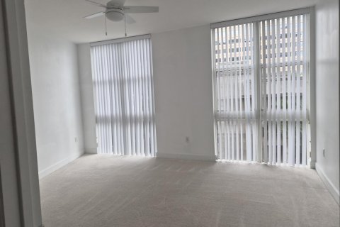 Copropriété à louer à West Palm Beach, Floride: 2 chambres, 104.05 m2 № 2386864 - photo 15