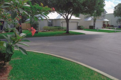 Casa en alquiler en Palm City, Florida, 3 dormitorios, 147.25 m2 № 1104336 - foto 1