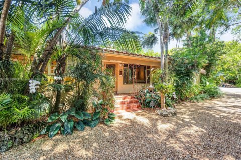 Casa en venta en Miami, Florida, 3 dormitorios, 143.07 m2 № 1787162 - foto 1