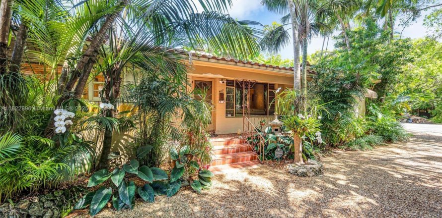 Casa en Miami, Florida 3 dormitorios, 143.07 m2 № 1787162