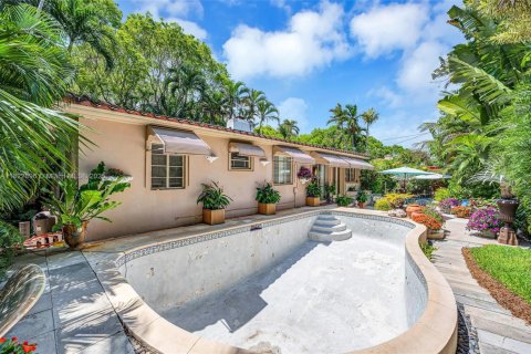Casa en venta en Miami, Florida, 3 dormitorios, 143.07 m2 № 1787162 - foto 22