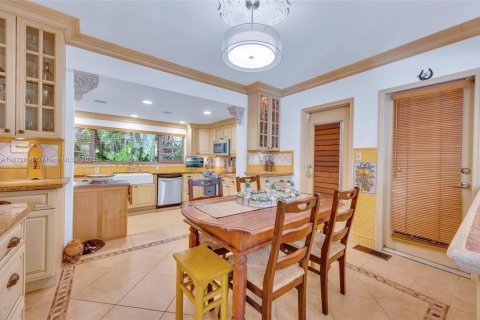 Casa en venta en Miami, Florida, 3 dormitorios, 143.07 m2 № 1787162 - foto 8